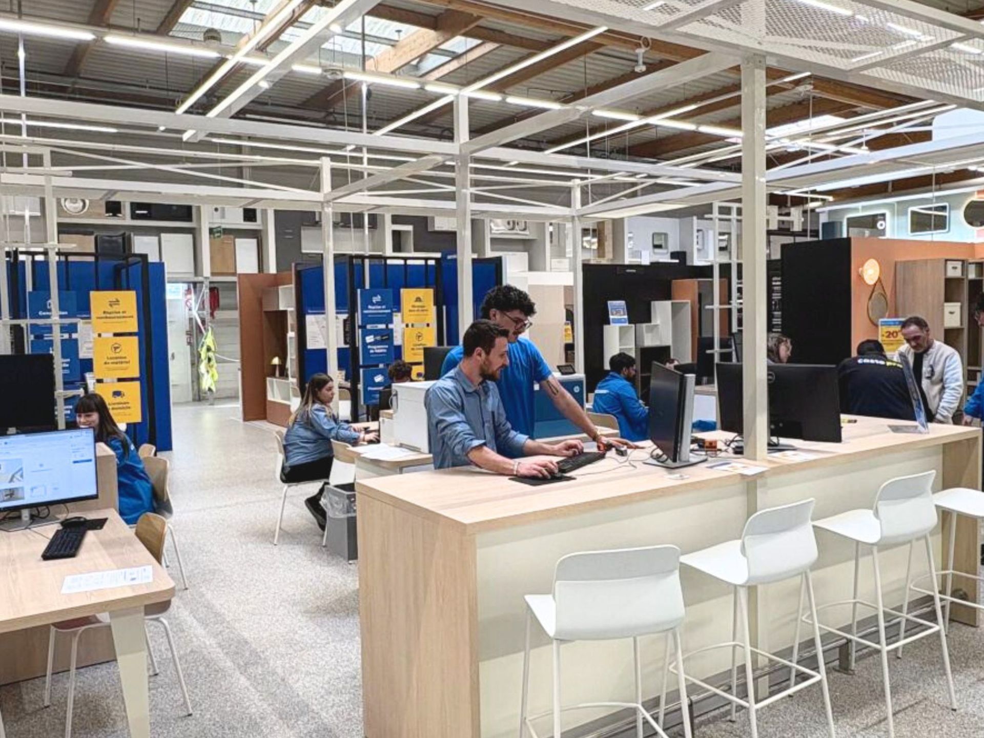 Espace accueil et conseil Castorama Nantes Orvault